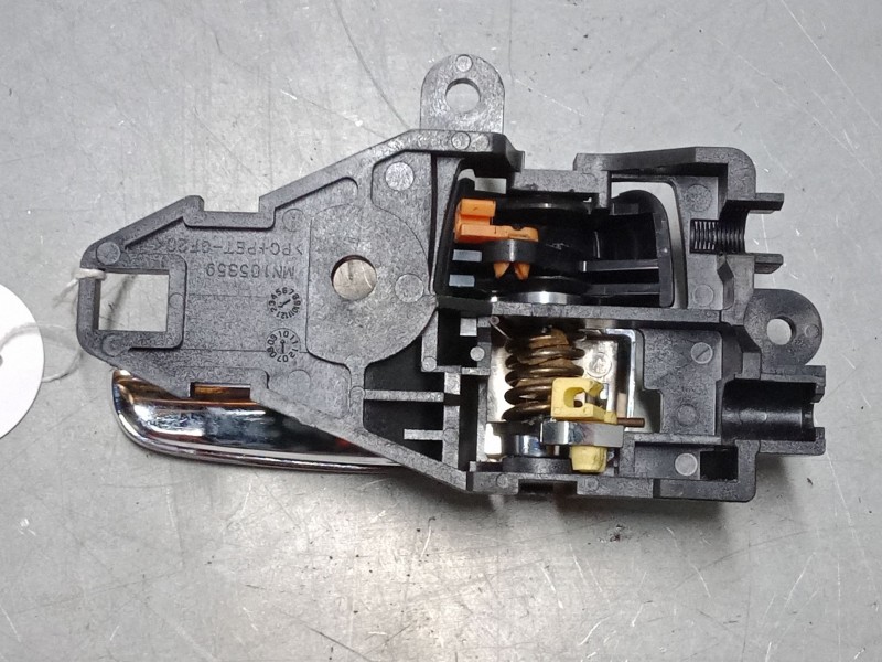 Recambio de maneta interior puerta trasera izquierda para mitsubishi lancer viii (cy_a, cz_a) 1.5 referencia OEM IAM   