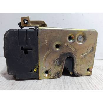 CERRADURA PUERTA DELANTERA IZQUIERDA 