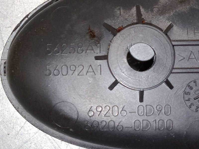 Recambio de maneta interior puerta delantera derecha para toyota yaris (_p9_) 1.4 d-4d (nlp90_) referencia OEM IAM    Recambio de maneta interior puerta delantera derecha para toyota yaris (_p9_) 1.4 d-4d (nlp90_) referencia OEM IAM