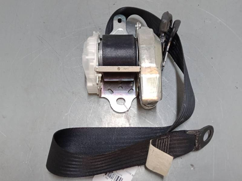CINTURON SEGURIDAD DELANTERO DERECHO 