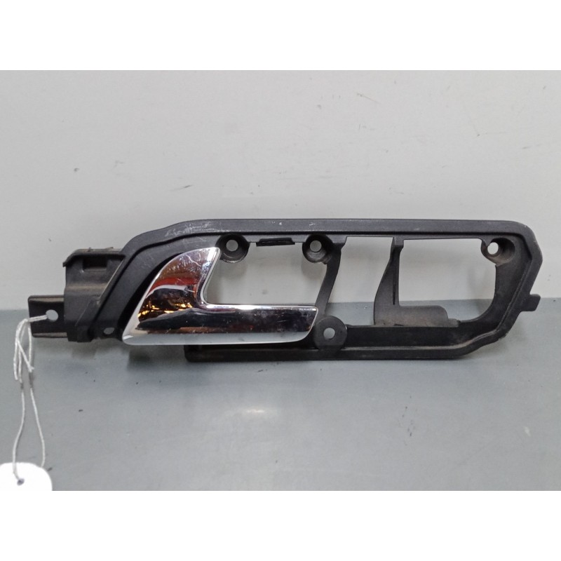 Recambio de maneta interior delantera izquierda para volkswagen polo iv (9n_, 9a_) 1.4 16v referencia OEM IAM   