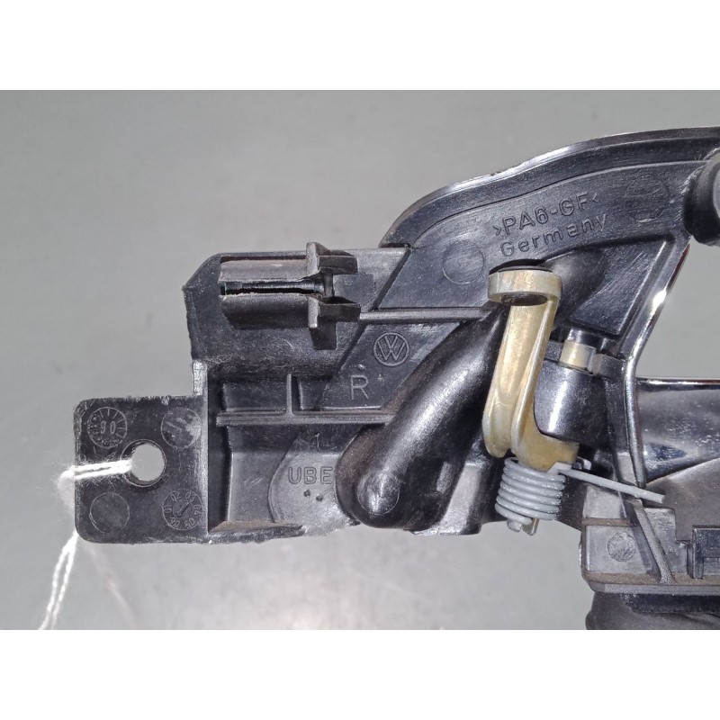 Recambio de maneta interior delantera derecha para volkswagen polo iv (9n_, 9a_) 1.4 16v referencia OEM IAM    Recambio de maneta interior delantera derecha para volkswagen polo iv (9n_, 9a_) 1.4 16v referencia OEM IAM
