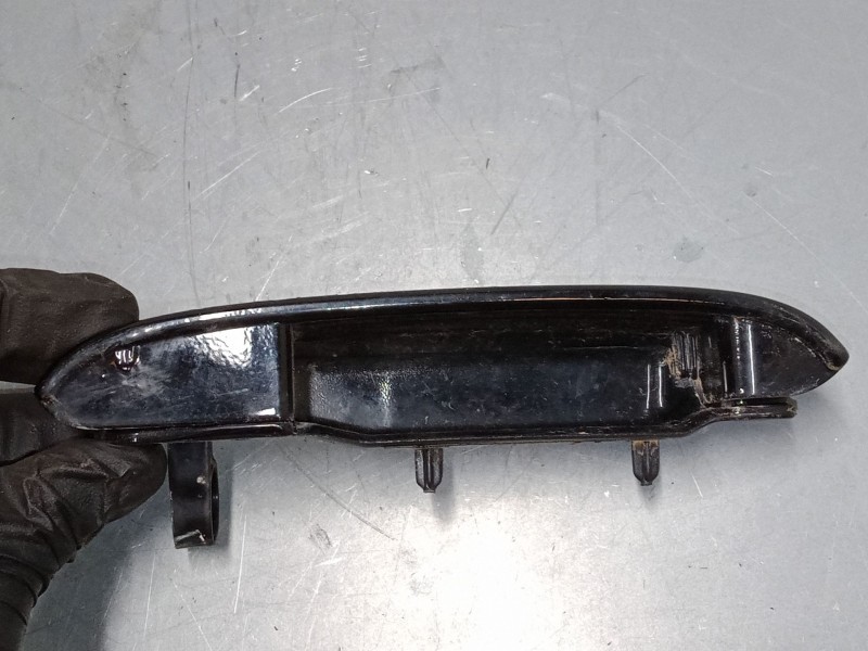 Recambio de maneta exterior puerta delantera derecha para fiat panda / panda classic (169_) 1.4 (169axe1b) referencia OEM IAM    Recambio de maneta exterior puerta delantera derecha para fiat panda / panda classic (169_) 1.4 (169axe1b) referencia OEM IAM