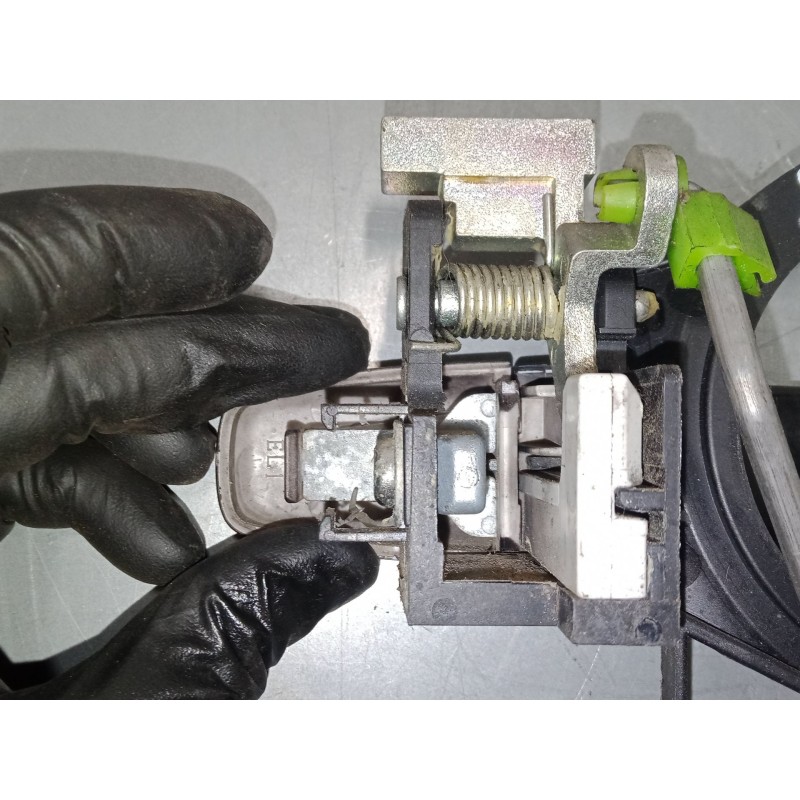 Recambio de maneta exterior puerta trasera izquierda para mitsubishi lancer viii (cy_a, cz_a) 1.5 referencia OEM IAM   