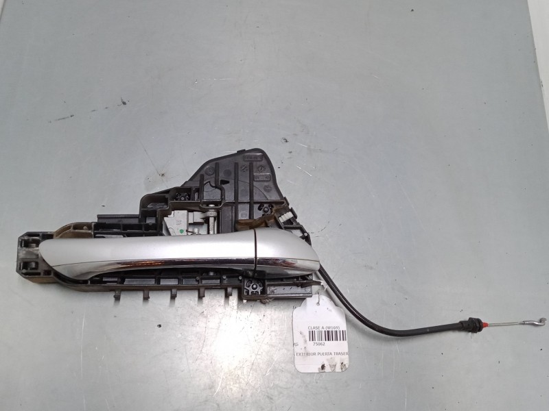 Recambio de maneta exterior puerta trasera derecha para mercedes-benz clase a (w169) a 180 cdi (169.007, 169.307) referencia OEM Recambio de maneta exterior puerta trasera derecha para mercedes-benz clase a (w169) a 180 cdi (169.007, 169.307) referencia OEM