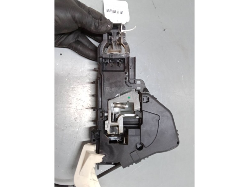 Recambio de maneta exterior puerta trasera izquierda para mercedes-benz clase a (w169) a 180 cdi (169.007, 169.307) referencia O Recambio de maneta exterior puerta trasera izquierda para mercedes-benz clase a (w169) a 180 cdi (169.007, 169.307) referencia O