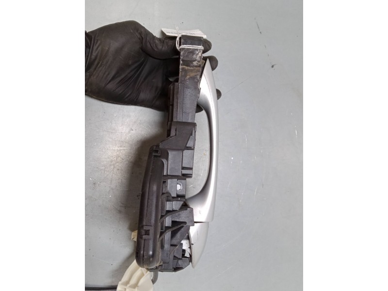 Recambio de maneta exterior puerta trasera izquierda para mercedes-benz clase a (w169) a 180 cdi (169.007, 169.307) referencia O Recambio de maneta exterior puerta trasera izquierda para mercedes-benz clase a (w169) a 180 cdi (169.007, 169.307) referencia O