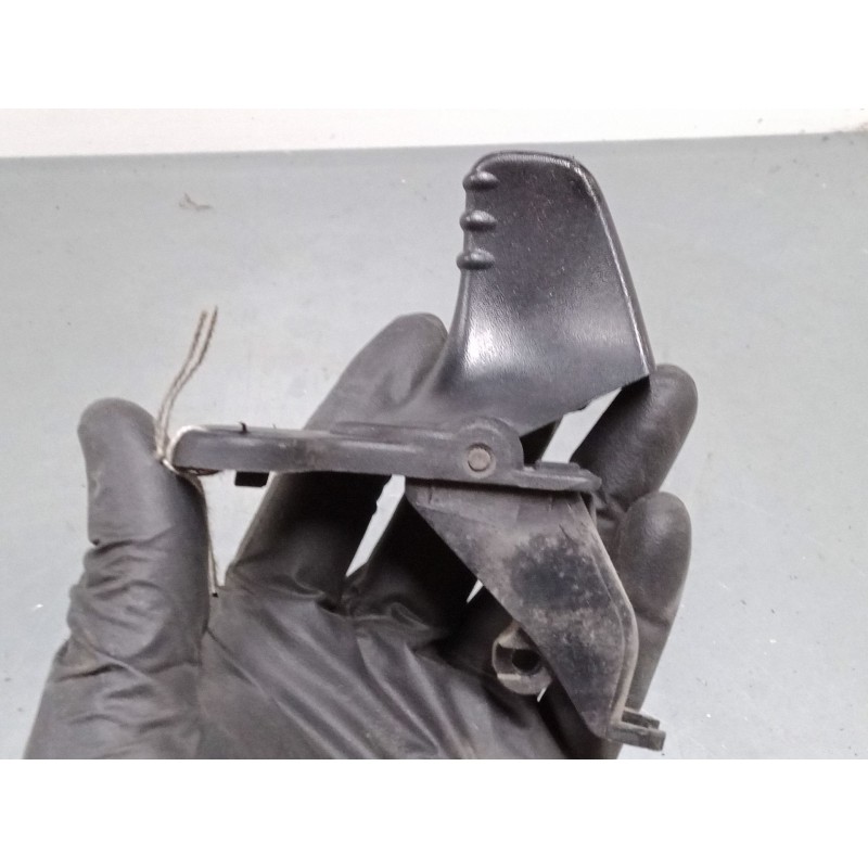 Recambio de maneta exterior puerta delantera izquierda para renault twingo ii (cn0_) 1.5 dci 75 referencia OEM IAM   