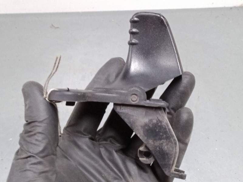 Recambio de maneta exterior puerta delantera izquierda para renault twingo ii (cn0_) 1.5 dci 75 referencia OEM IAM    Recambio de maneta exterior puerta delantera izquierda para renault twingo ii (cn0_) 1.5 dci 75 referencia OEM IAM