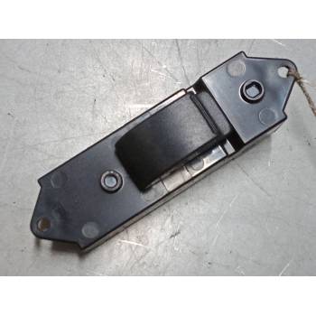 MANDO ELEVALUNAS TRASERO DERECHO 8608A066 
