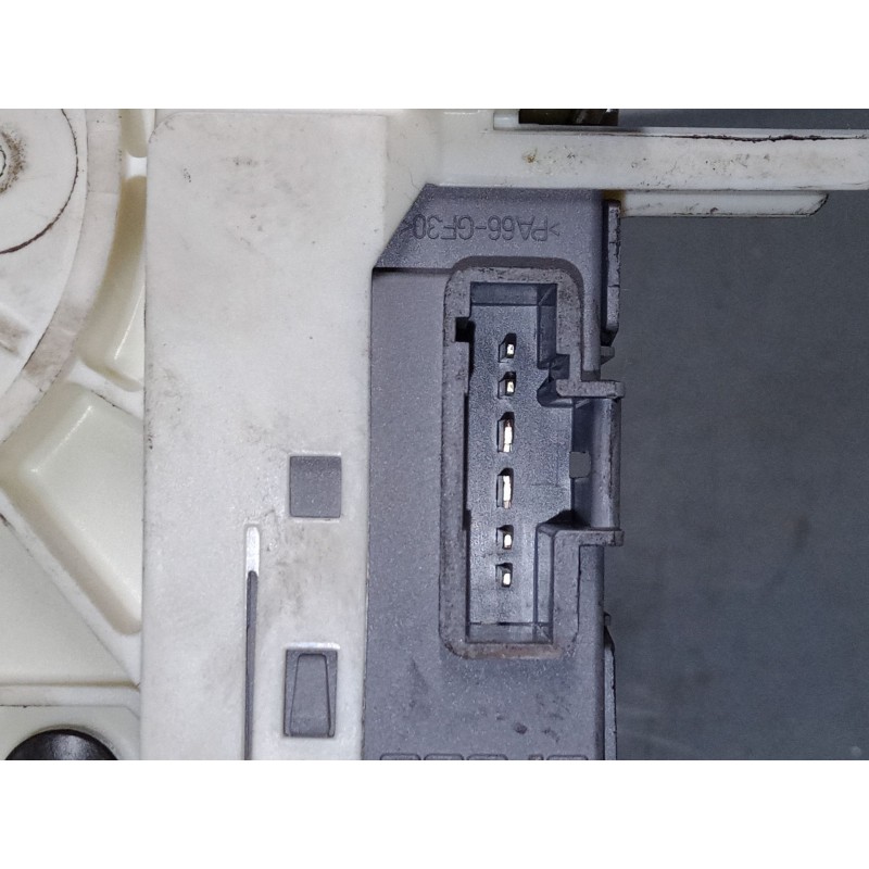 Recambio de elevalunas electrico trasero derecho para peugeot 407 (6d_) 1.6 hdi 110 (6d9hzc, 6d9hyc) referencia OEM IAM   