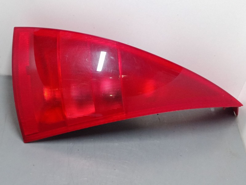 Recambio de piloto trasero derecho para citroën c3 i (fc_, fn_) 1.1 i referencia OEM IAM    Recambio de piloto trasero derecho para citroën c3 i (fc_, fn_) 1.1 i referencia OEM IAM