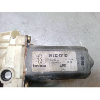 ELEVALUNAS ELECTRICO TRASERO DERECHO 9632243180 