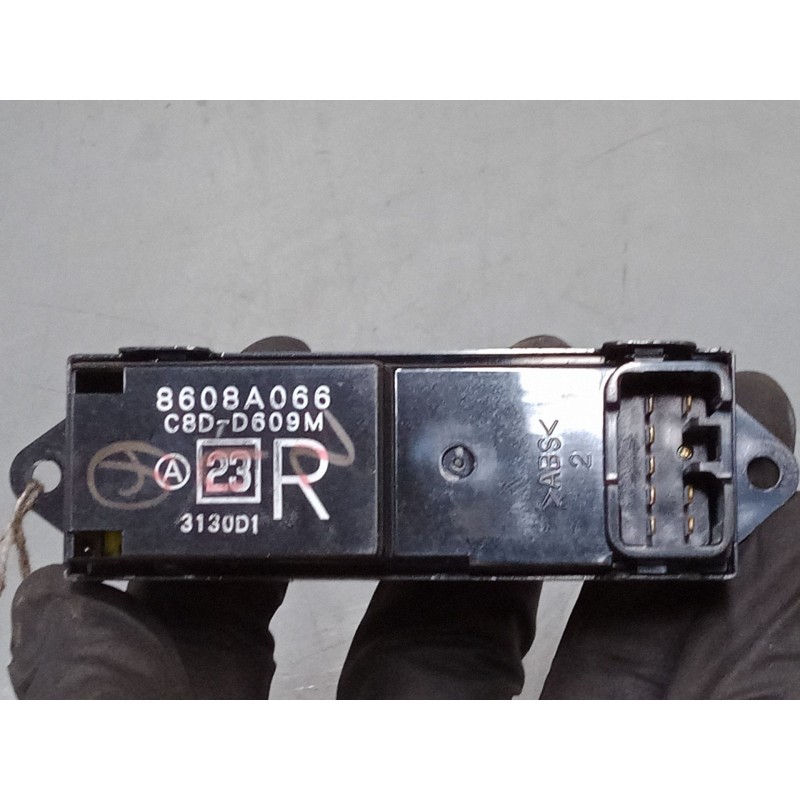 Recambio de mando elevalunas trasero derecho para mitsubishi lancer viii (cy_a, cz_a) 1.5 referencia OEM IAM   