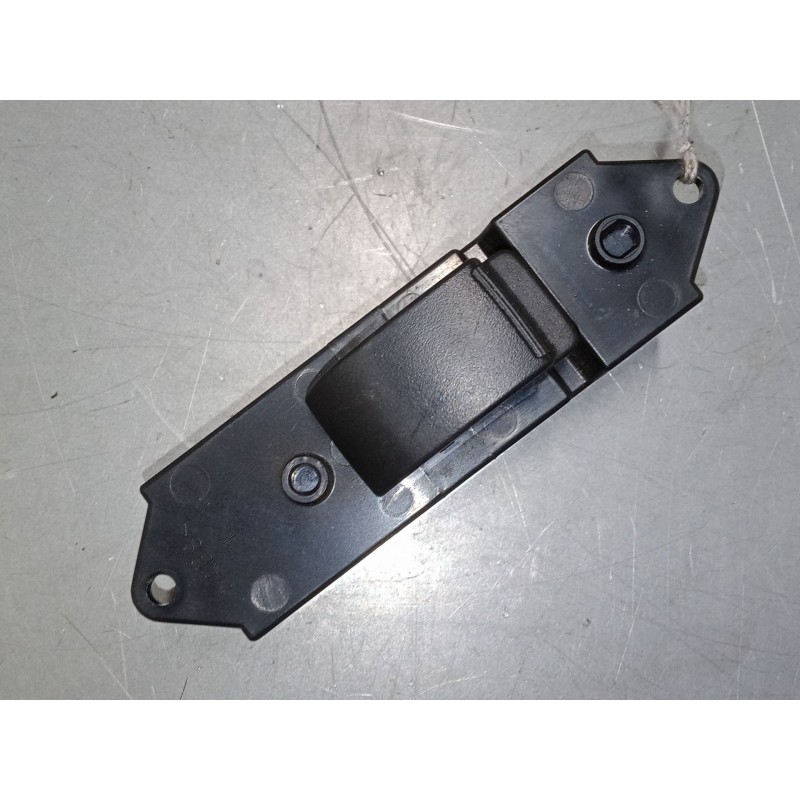 Recambio de mando elevalunas trasero izquierdo para mitsubishi lancer viii (cy_a, cz_a) 1.5 referencia OEM IAM   