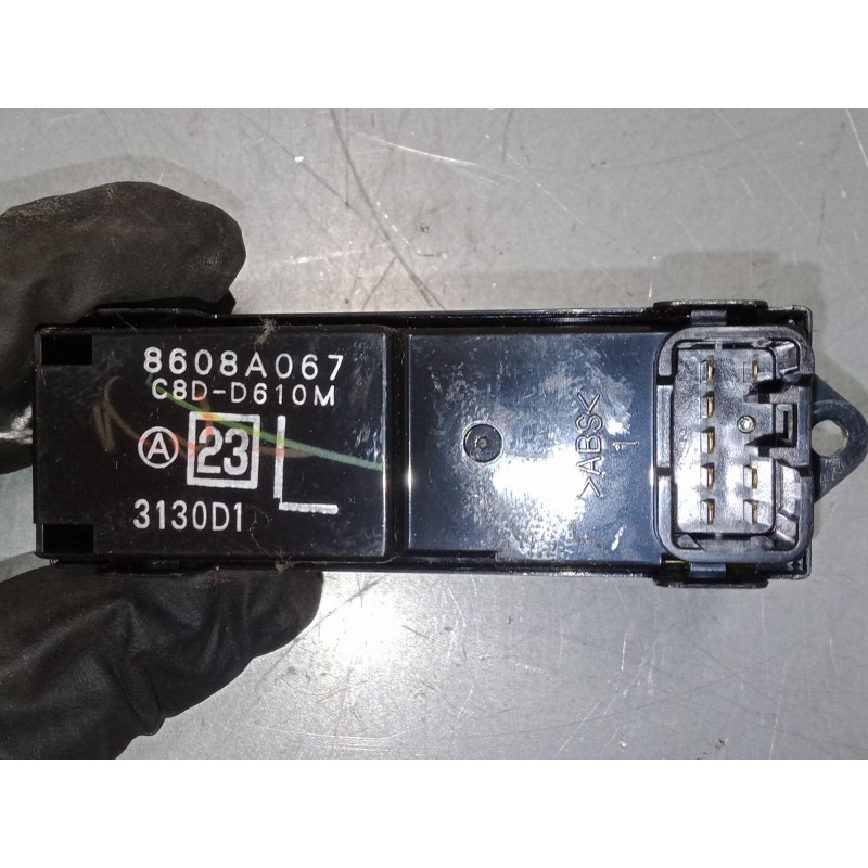 Recambio de mando elevalunas trasero izquierdo para mitsubishi lancer viii (cy_a, cz_a) 1.5 referencia OEM IAM   