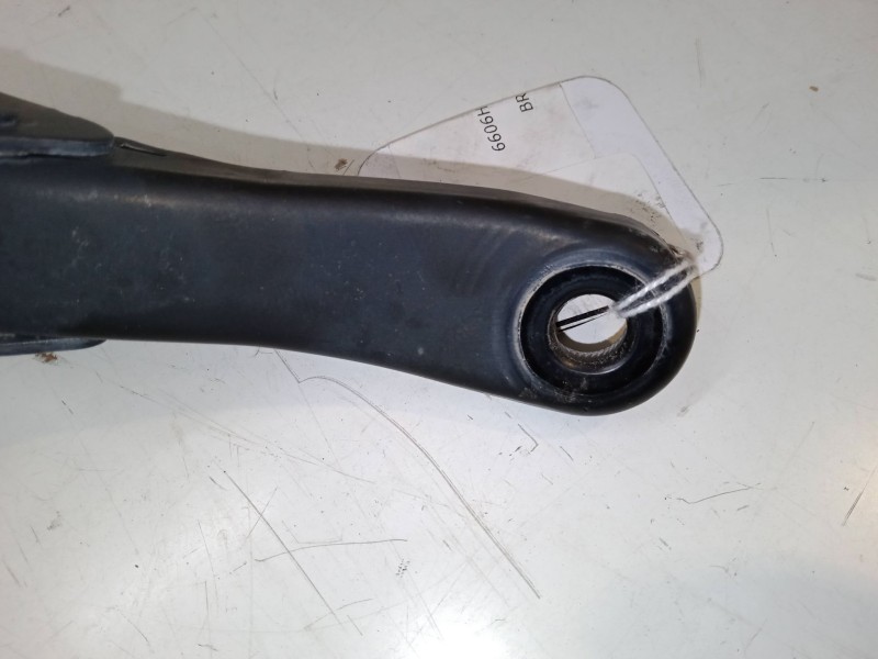 Recambio de brazo limpia delantero derecho para peugeot 207/207+ (wa_, wc_) 1.4 16v referencia OEM IAM   