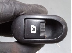 Recambio de mando elevalunas delantero izquierdo para citroën c3 i (fc_, fn_) 1.4 hdi referencia OEM IAM