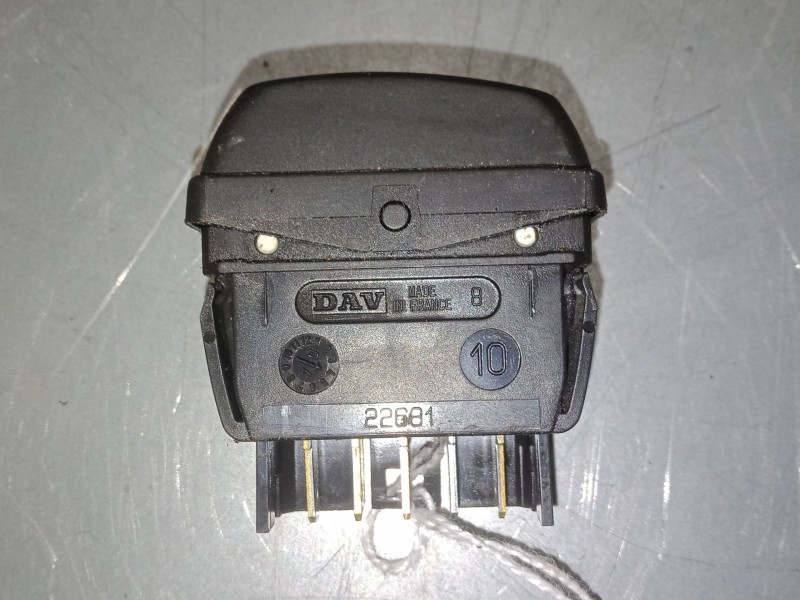 Recambio de mando elevalunas delantero derecho para citroën xsara picasso (n68) 2.0 hdi referencia OEM IAM   