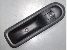 Recambio de mando elevalunas delantero derecho para renault twingo ii (cn0_) 1.5 dci 75 referencia OEM IAM