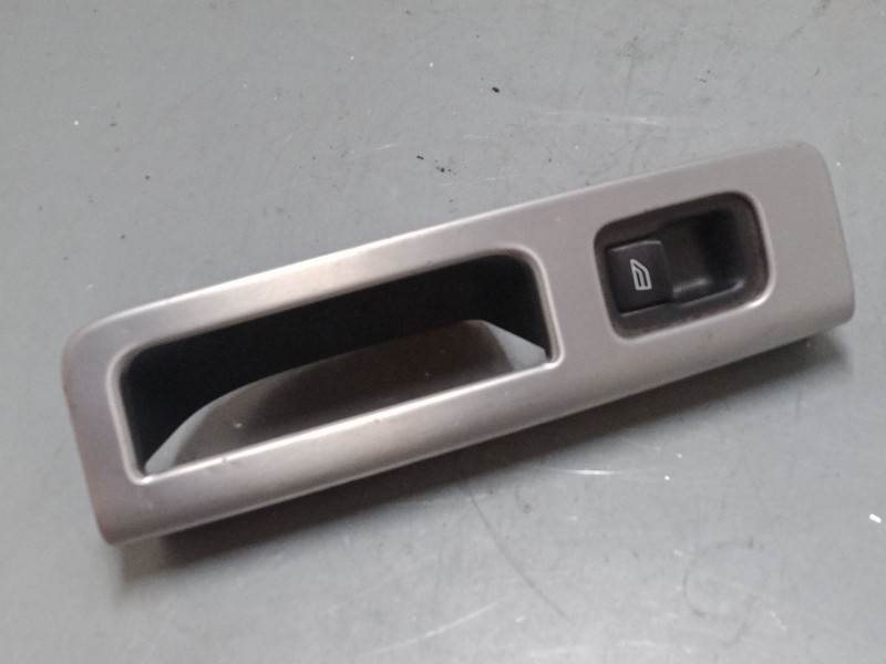 Recambio de mando elevalunas trasero izquierdo para volvo v50 (545) 2.4 referencia OEM IAM   