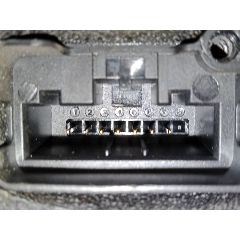 Recambio de cerradura puerta delantera derecha para skoda superb iii station wagon (3v5) 2.0 tdi referencia OEM IAM    Recambio de cerradura puerta delantera derecha para skoda superb iii station wagon (3v5) 2.0 tdi referencia OEM IAM