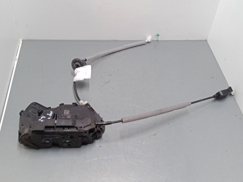 Recambio de cerradura puerta trasera derecha para skoda superb iii station wagon (3v5) 2.0 tdi referencia OEM IAM    Recambio de cerradura puerta trasera derecha para skoda superb iii station wagon (3v5) 2.0 tdi referencia OEM IAM