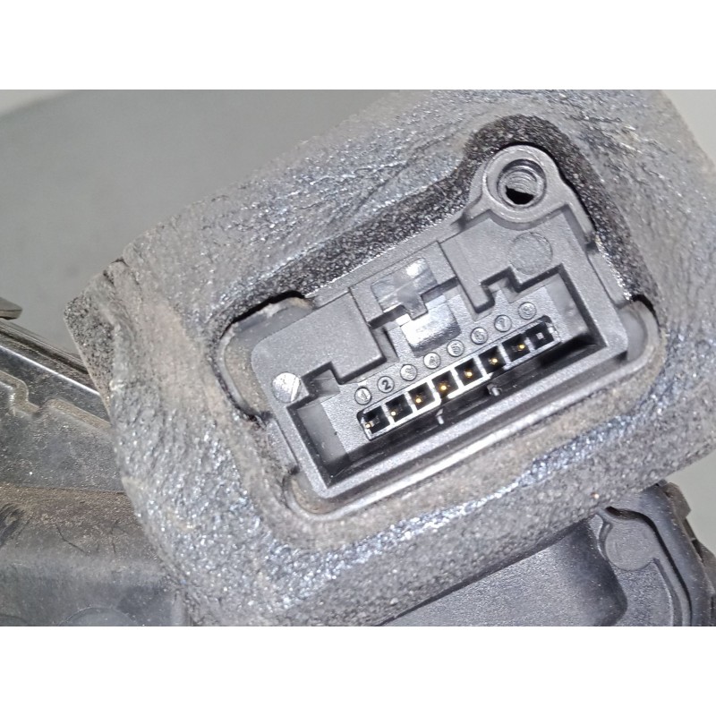 Recambio de cerradura puerta trasera derecha para skoda superb iii station wagon (3v5) 2.0 tdi referencia OEM IAM    Recambio de cerradura puerta trasera derecha para skoda superb iii station wagon (3v5) 2.0 tdi referencia OEM IAM