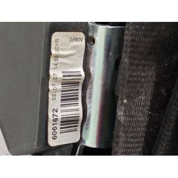 CINTURON SEGURIDAD TRASERO DERECHO 