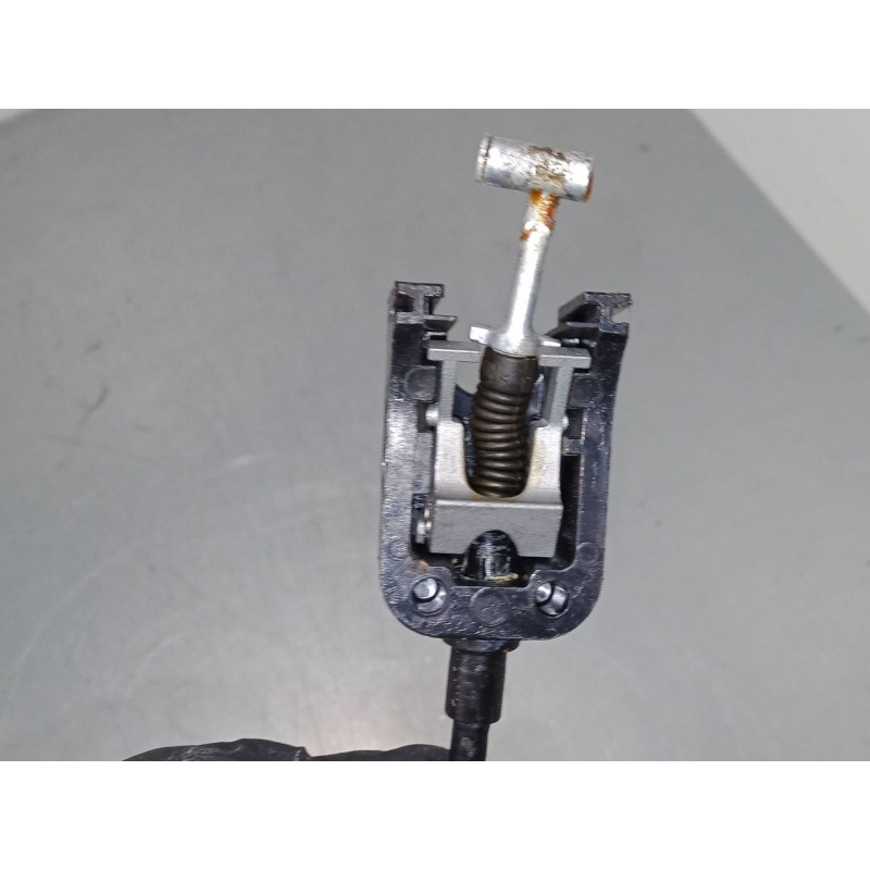 Recambio de cerradura puerta trasera derecha para skoda superb iii station wagon (3v5) 2.0 tdi referencia OEM IAM    Recambio de cerradura puerta trasera derecha para skoda superb iii station wagon (3v5) 2.0 tdi referencia OEM IAM