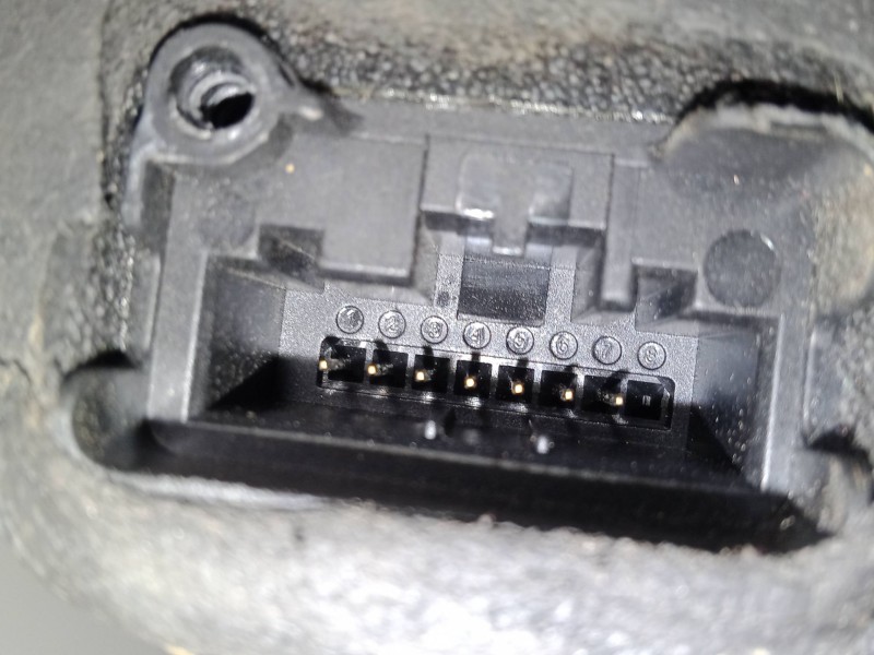 Recambio de cerradura puerta trasera izquierda para skoda superb iii station wagon (3v5) 2.0 tdi referencia OEM IAM    Recambio de cerradura puerta trasera izquierda para skoda superb iii station wagon (3v5) 2.0 tdi referencia OEM IAM