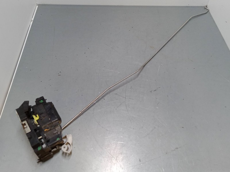 Recambio de cerradura puerta trasera izquierda para dacia lodgy (js_) 1.5 dci referencia OEM IAM    Recambio de cerradura puerta trasera izquierda para dacia lodgy (js_) 1.5 dci referencia OEM IAM