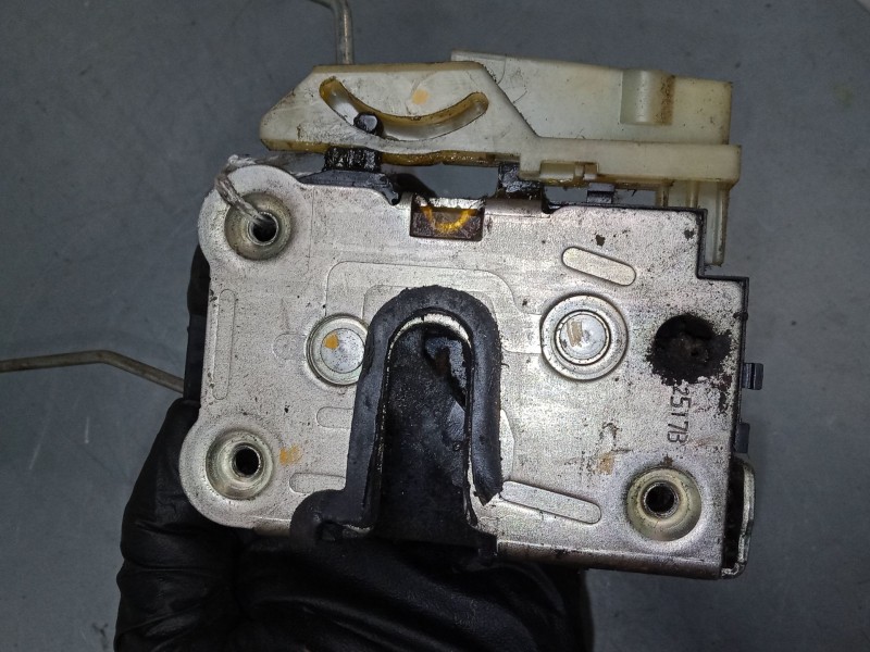 Recambio de cerradura puerta delantera izquierda para dacia lodgy (js_) 1.5 dci referencia OEM IAM    Recambio de cerradura puerta delantera izquierda para dacia lodgy (js_) 1.5 dci referencia OEM IAM