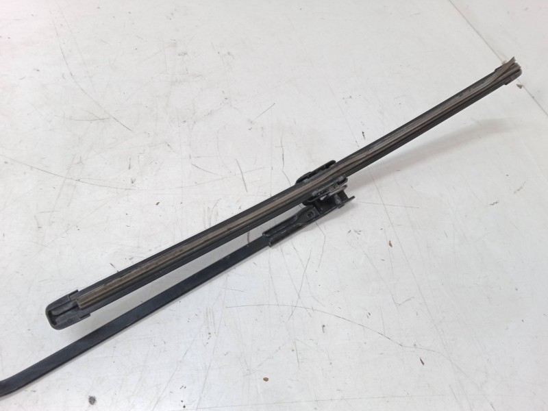 Recambio de brazo limpia delantero derecho para peugeot 207/207+ (wa_, wc_) 1.4 16v referencia OEM IAM   