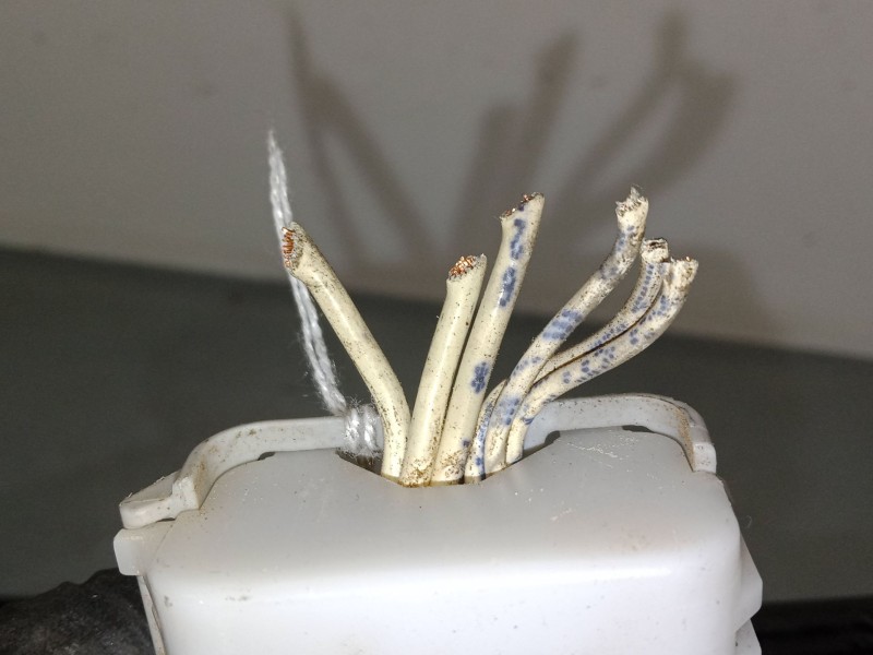 Recambio de cerradura puerta delantera derecha para peugeot 407 coupé (6c_) 2.2 16v referencia OEM IAM    Recambio de cerradura puerta delantera derecha para peugeot 407 coupé (6c_) 2.2 16v referencia OEM IAM