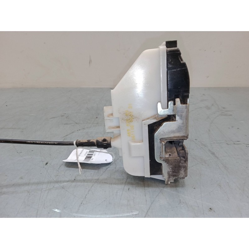 Recambio de cerradura puerta delantera derecha para citroën c3 i (fc_, fn_) 1.4 hdi referencia OEM IAM    Recambio de cerradura puerta delantera derecha para citroën c3 i (fc_, fn_) 1.4 hdi referencia OEM IAM