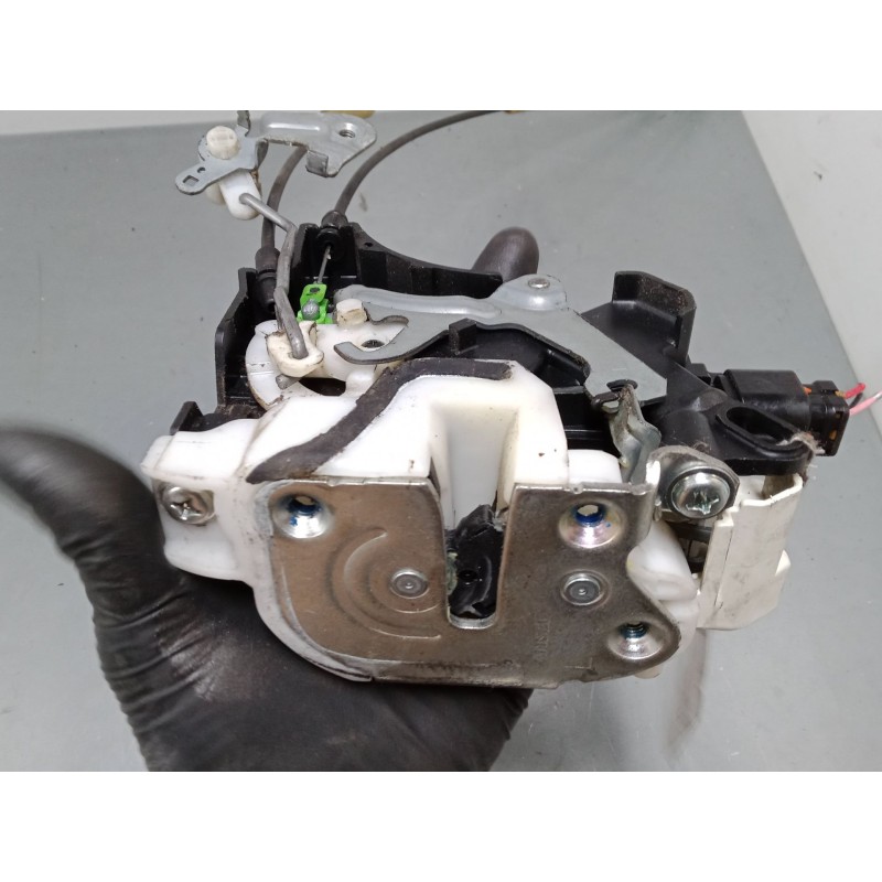 Recambio de cerradura puerta delantera izquierda para mitsubishi lancer viii (cy_a, cz_a) 1.5 referencia OEM IAM   