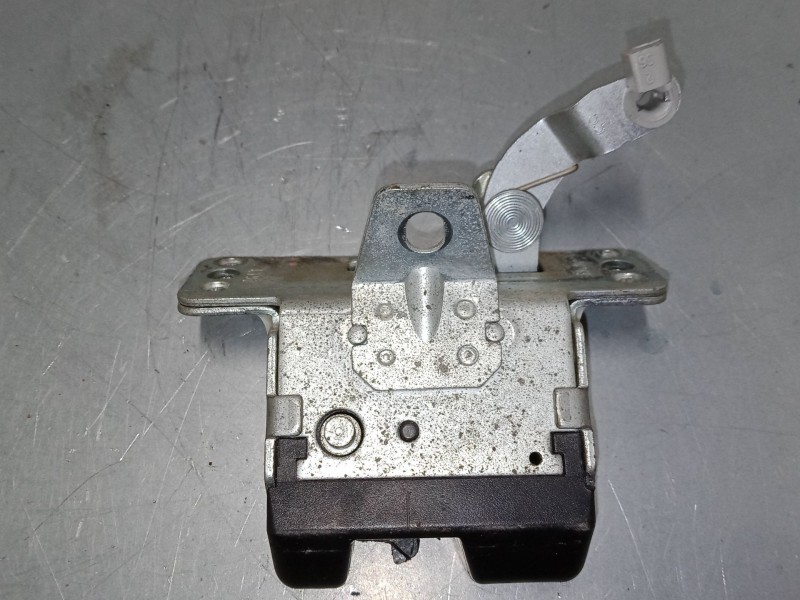 Recambio de cerradura maletero / porton para opel corsa c (x01) 1.4 (f08, f68) referencia OEM IAM    Recambio de cerradura maletero / porton para opel corsa c (x01) 1.4 (f08, f68) referencia OEM IAM