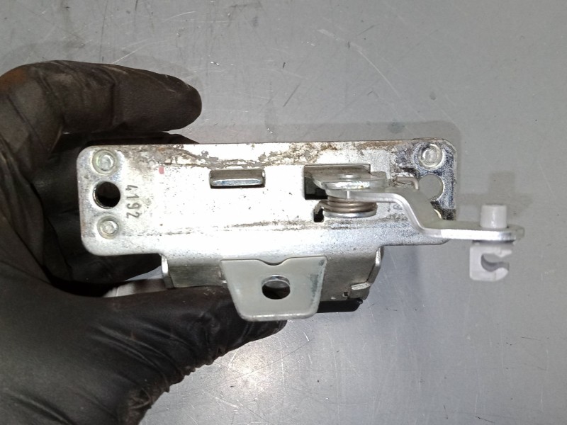 Recambio de cerradura maletero / porton para opel corsa c (x01) 1.4 (f08, f68) referencia OEM IAM    Recambio de cerradura maletero / porton para opel corsa c (x01) 1.4 (f08, f68) referencia OEM IAM