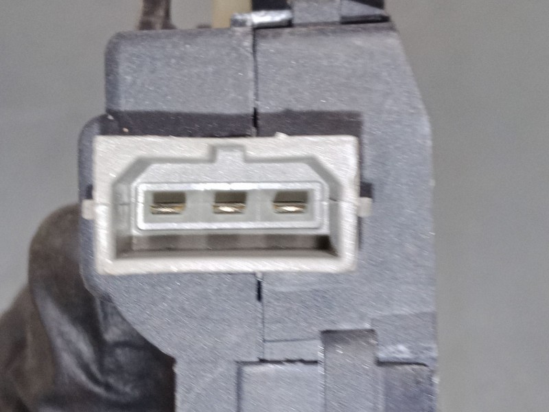 Recambio de cerradura maletero / porton para volkswagen passat b6 (3c2) 2.0 tdi referencia OEM IAM    Recambio de cerradura maletero / porton para volkswagen passat b6 (3c2) 2.0 tdi referencia OEM IAM