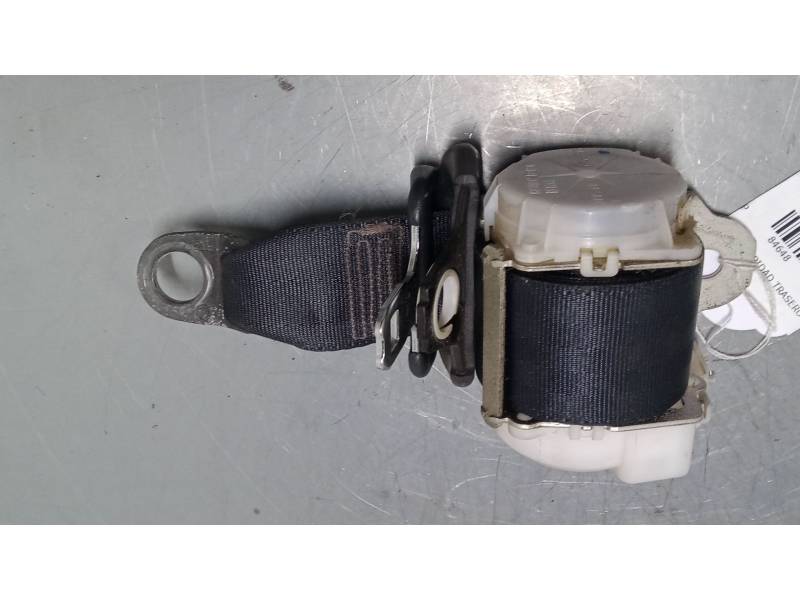 CINTURON SEGURIDAD TRASERO DERECHO 