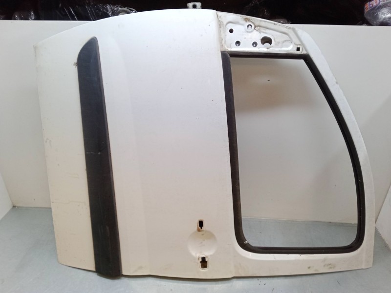 Recambio de puerta delantera izquierda para citroën jumpy ii (vf7) 1.6 hdi 90 16v referencia OEM IAM    Recambio de puerta delantera izquierda para citroën jumpy ii (vf7) 1.6 hdi 90 16v referencia OEM IAM