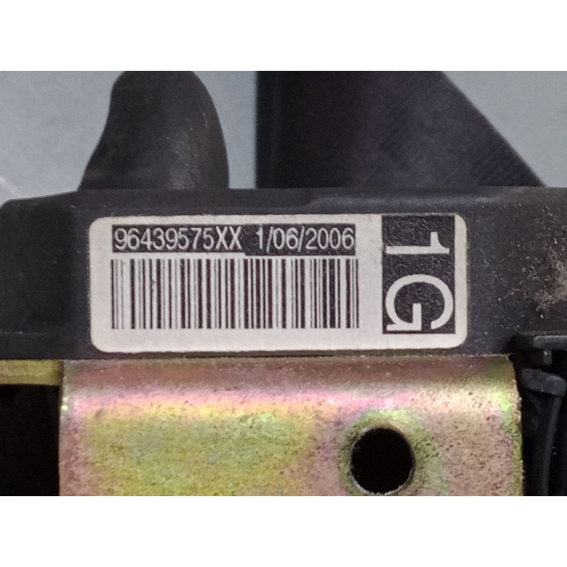 Recambio de cinturon seguridad delantero izquierdo para peugeot 407 (6d_) 1.6 hdi 110 (6d9hzc, 6d9hyc) referencia OEM IAM   