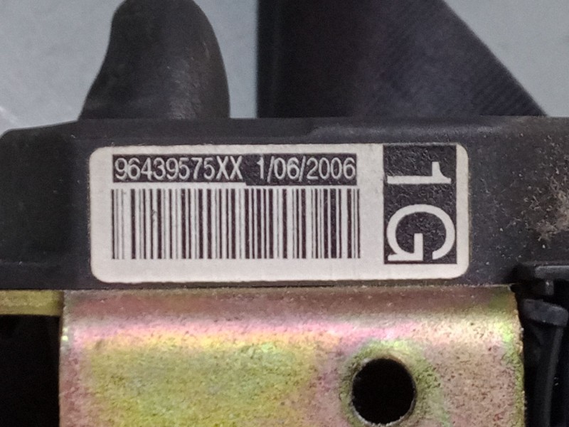 Recambio de cinturon seguridad delantero izquierdo para peugeot 407 (6d_) 1.6 hdi 110 (6d9hzc, 6d9hyc) referencia OEM IAM   