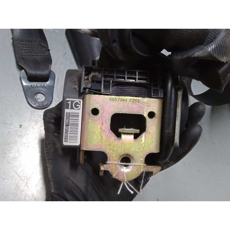 Recambio de cinturon seguridad delantero izquierdo para peugeot 407 (6d_) 1.6 hdi 110 (6d9hzc, 6d9hyc) referencia OEM IAM   