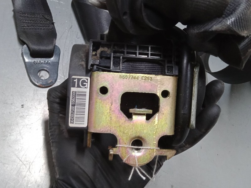 Recambio de cinturon seguridad delantero izquierdo para peugeot 407 (6d_) 1.6 hdi 110 (6d9hzc, 6d9hyc) referencia OEM IAM   