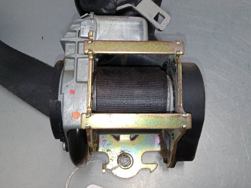 Recambio de cinturon seguridad delantero izquierdo para peugeot 307 cc (3b) 2.0 hdi 135 referencia OEM IAM   