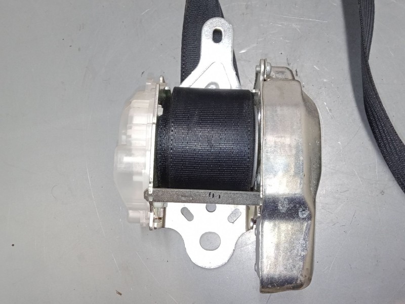Recambio de cinturon seguridad delantero derecho para peugeot 107 (pm_, pn_) 1.0 referencia OEM IAM    Recambio de cinturon seguridad delantero derecho para peugeot 107 (pm_, pn_) 1.0 referencia OEM IAM