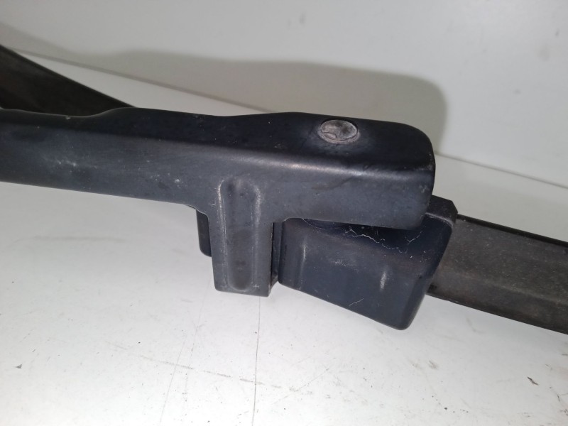 Recambio de brazo limpia delantero izquierdo para peugeot 207/207+ (wa_, wc_) 1.4 16v referencia OEM IAM   
