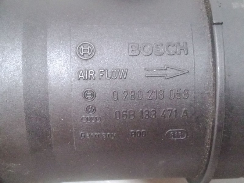 Recambio de caudalimetro para audi a4 b6 (8e2) 2.0 referencia OEM IAM 06B133471A   Recambio de caudalimetro para audi a4 b6 (8e2) 2.0 referencia OEM IAM 06B133471A
